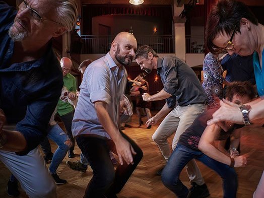 Tanzvergnügen im Ballhaus Walzerlinksgestrickt Berlin Kreuzberg